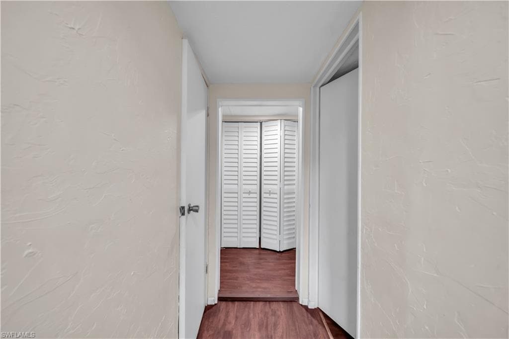 8106 Penny DR-16
