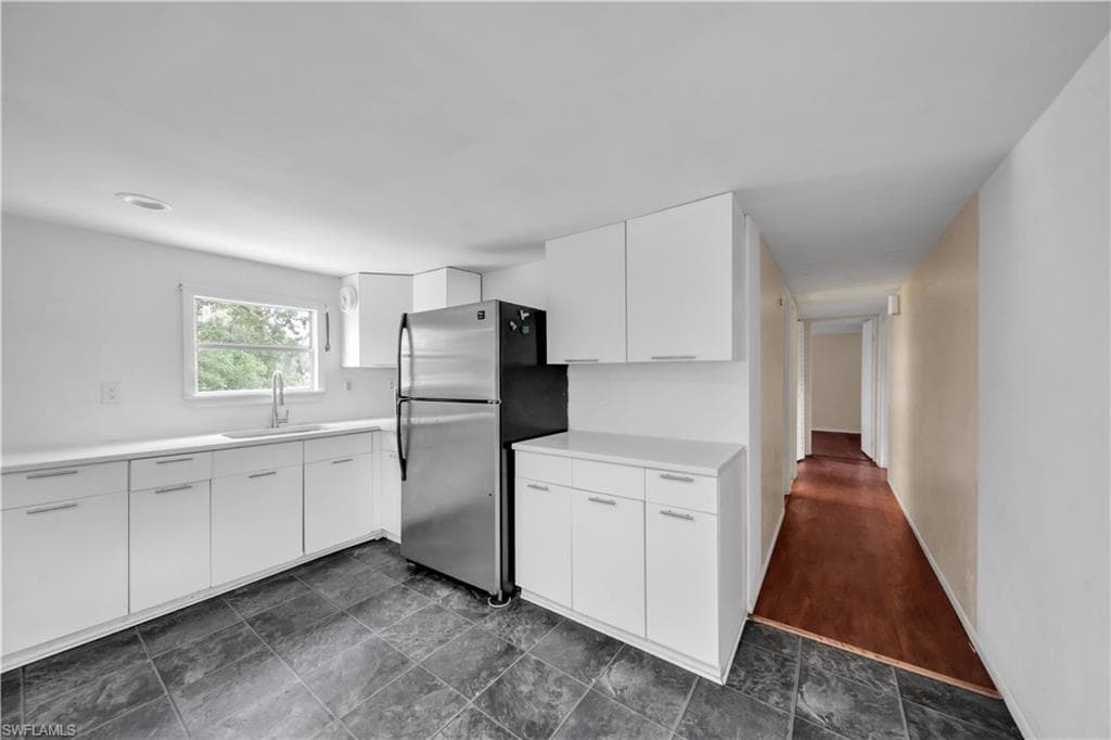 8106 Penny DR-12