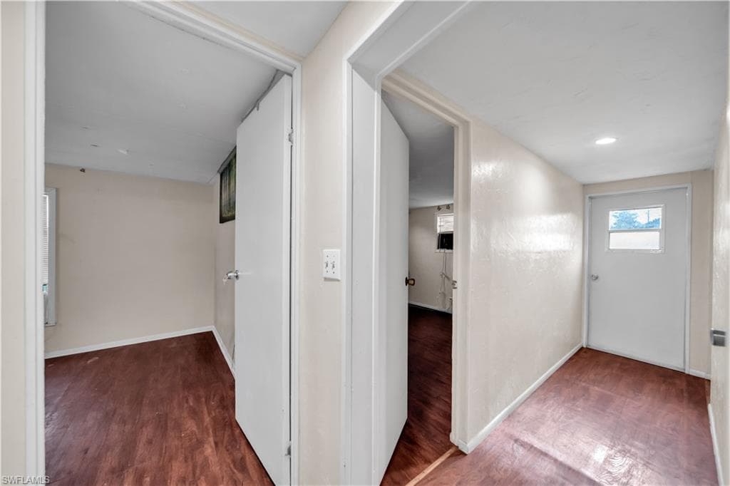 8106 Penny DR-20