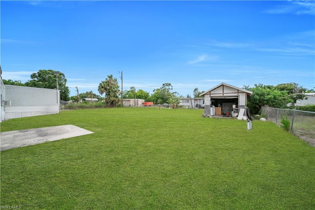 8106 Penny DR-30