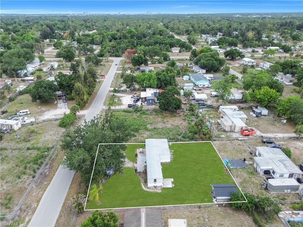 8106 Penny DR-34