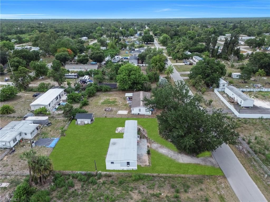 8106 Penny DR-38