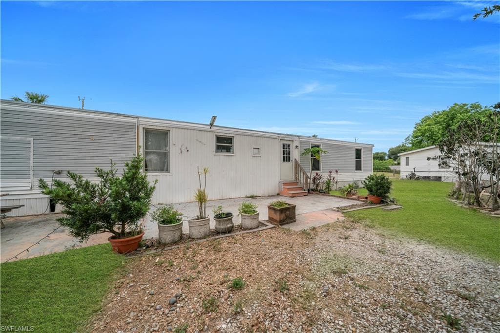 8106 Penny DR-8