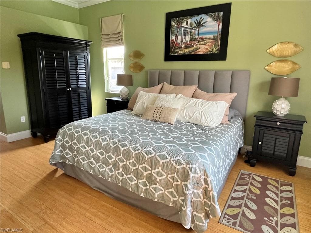 12530 Strathmore LOOP-18