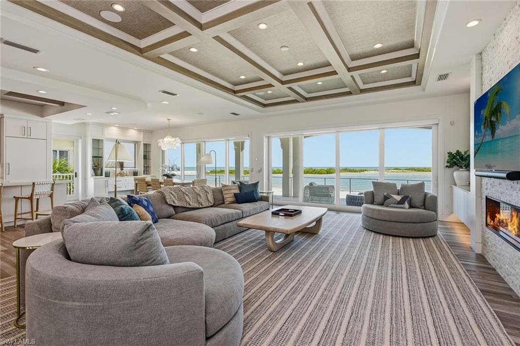 158 Beach DR-7