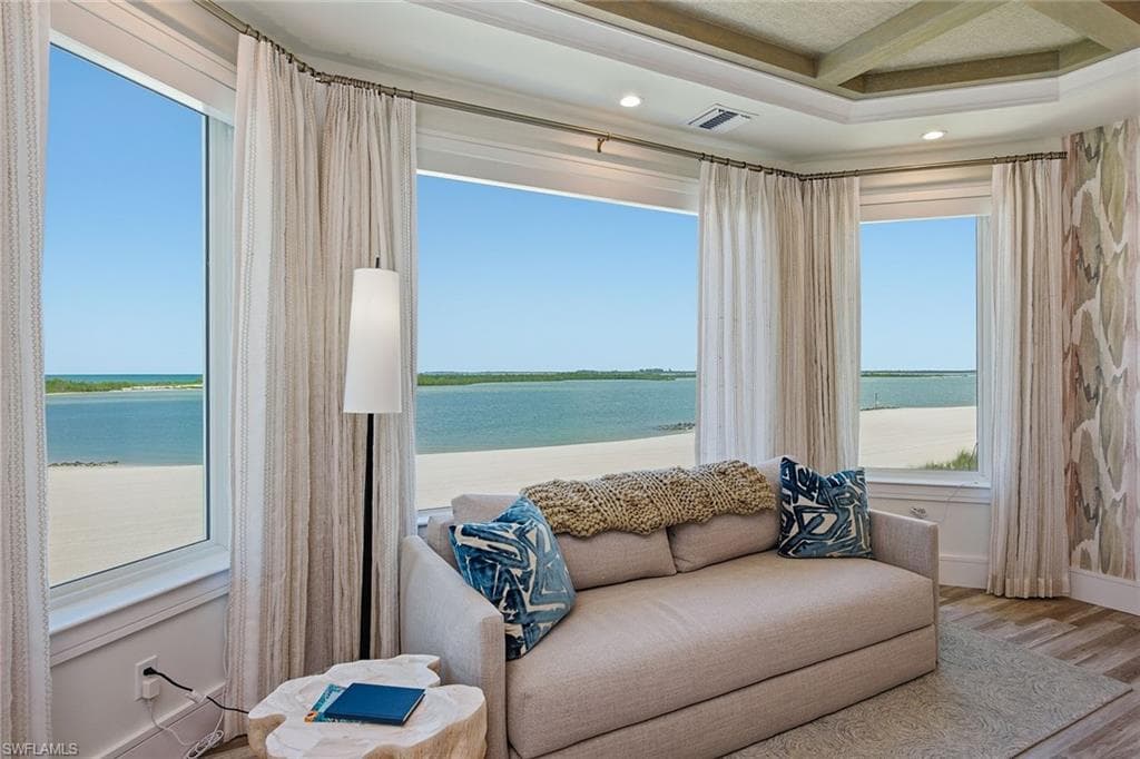 158 Beach DR-24