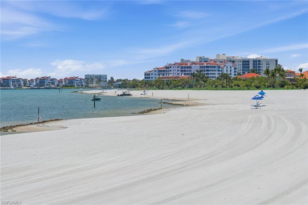 158 Beach DR-49