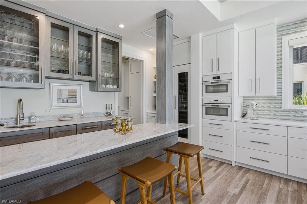 158 Beach DR-14