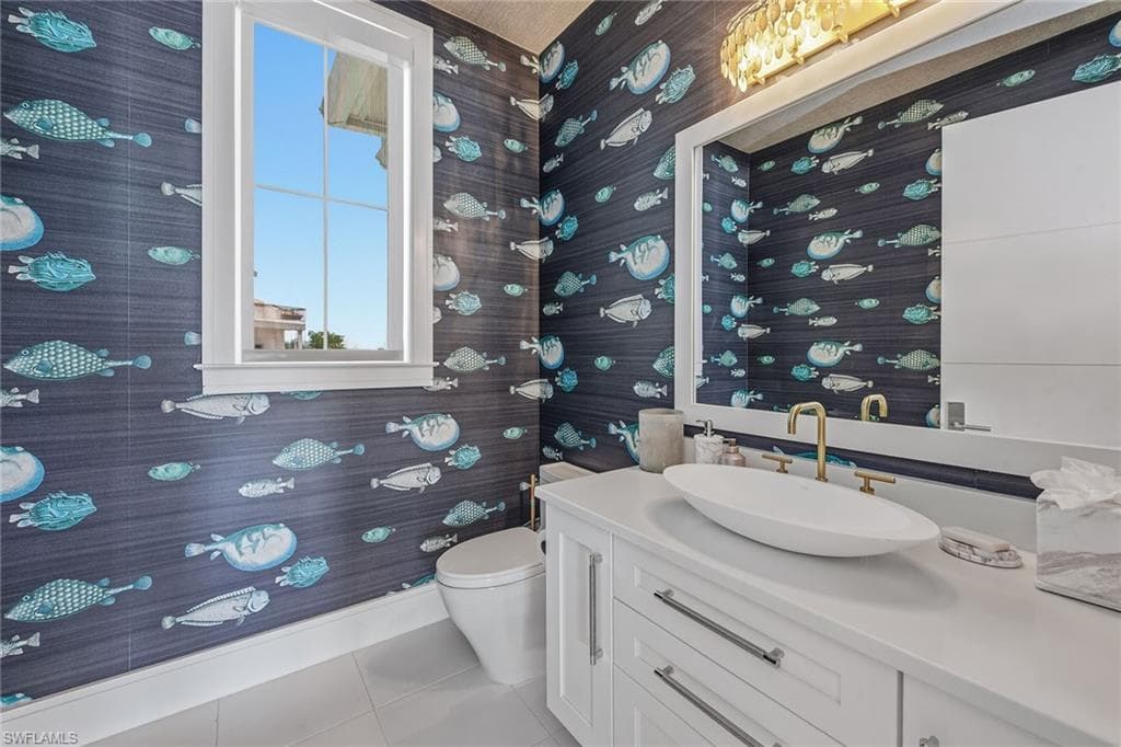 158 Beach DR-41
