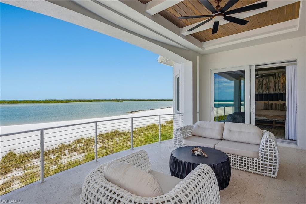 158 Beach DR-25