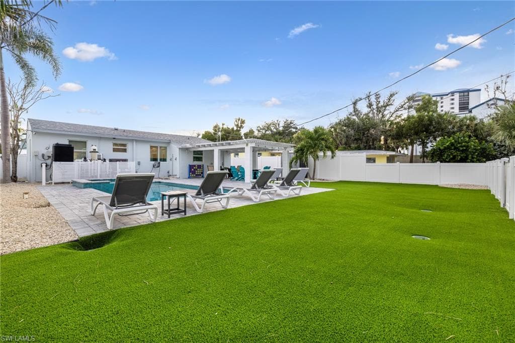 4831 Coquina RD-32