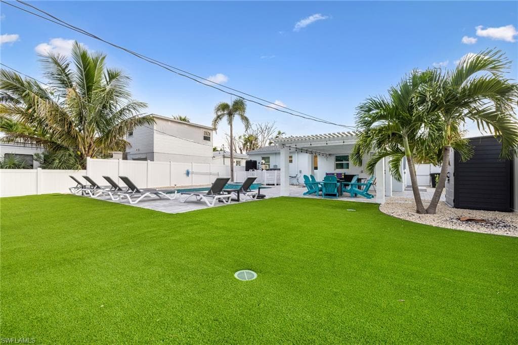 4831 Coquina RD-33