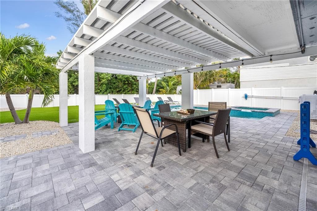 4831 Coquina RD-25