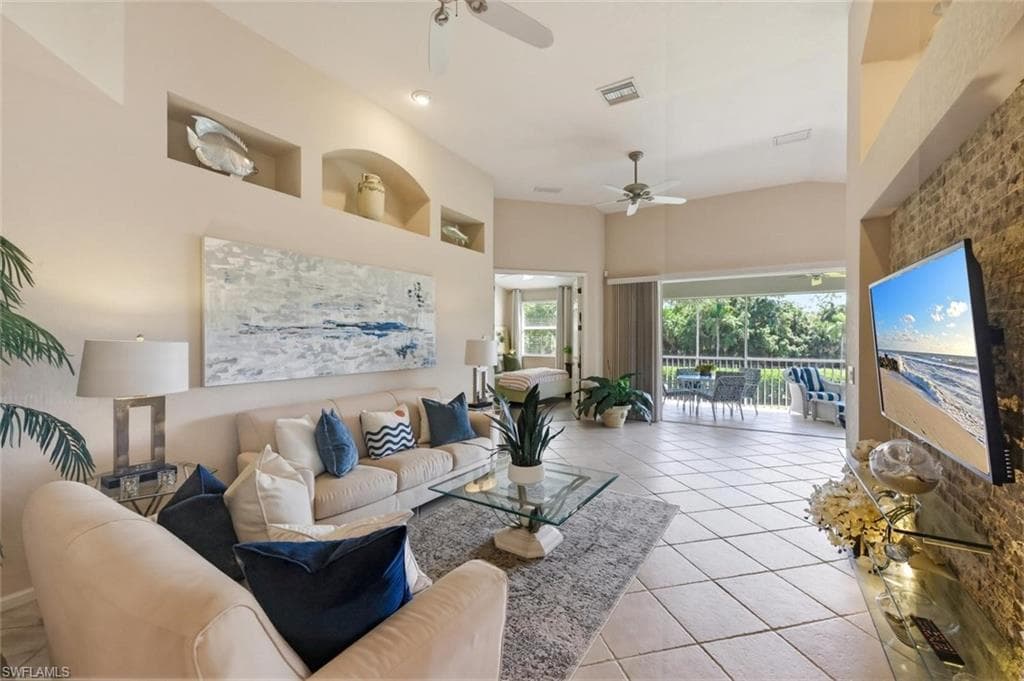 6822 Ascot DR 202-3