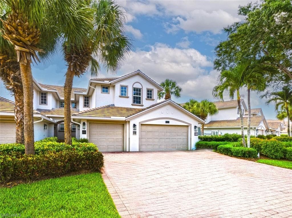 6822 Ascot DR 202-1