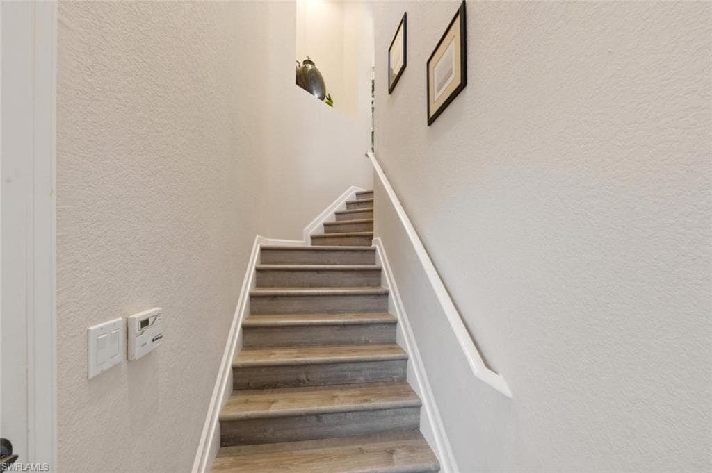 6822 Ascot DR 202-28