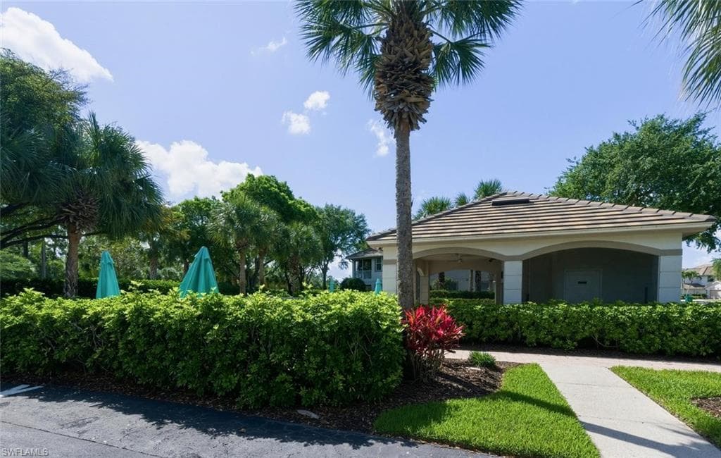 6822 Ascot DR 202-30