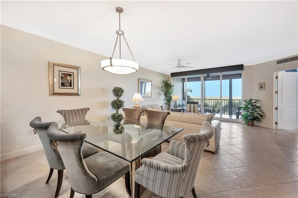 23850 Via Italia CIR 404-6