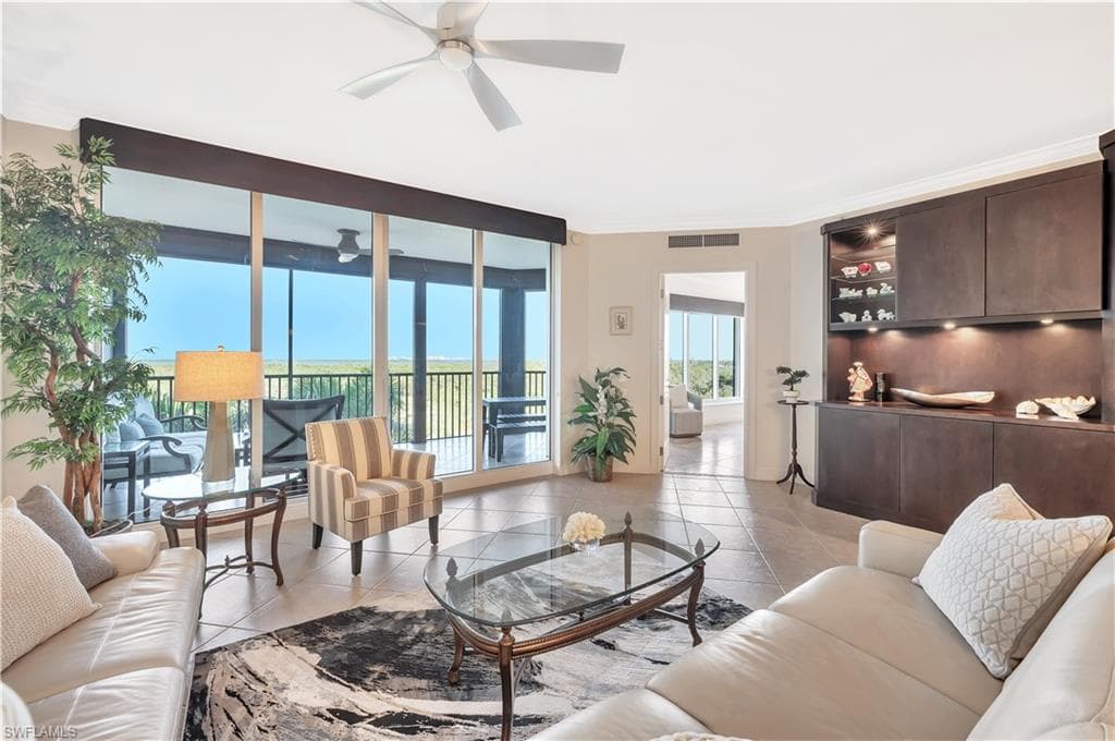 23850 Via Italia CIR 404-3