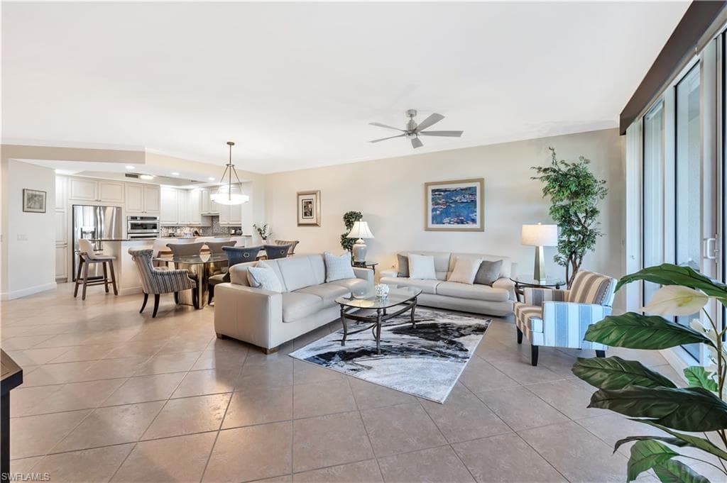 23850 Via Italia CIR 404-5