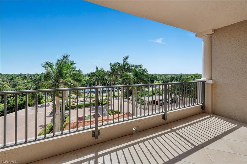 23850 Via Italia CIR 404-37