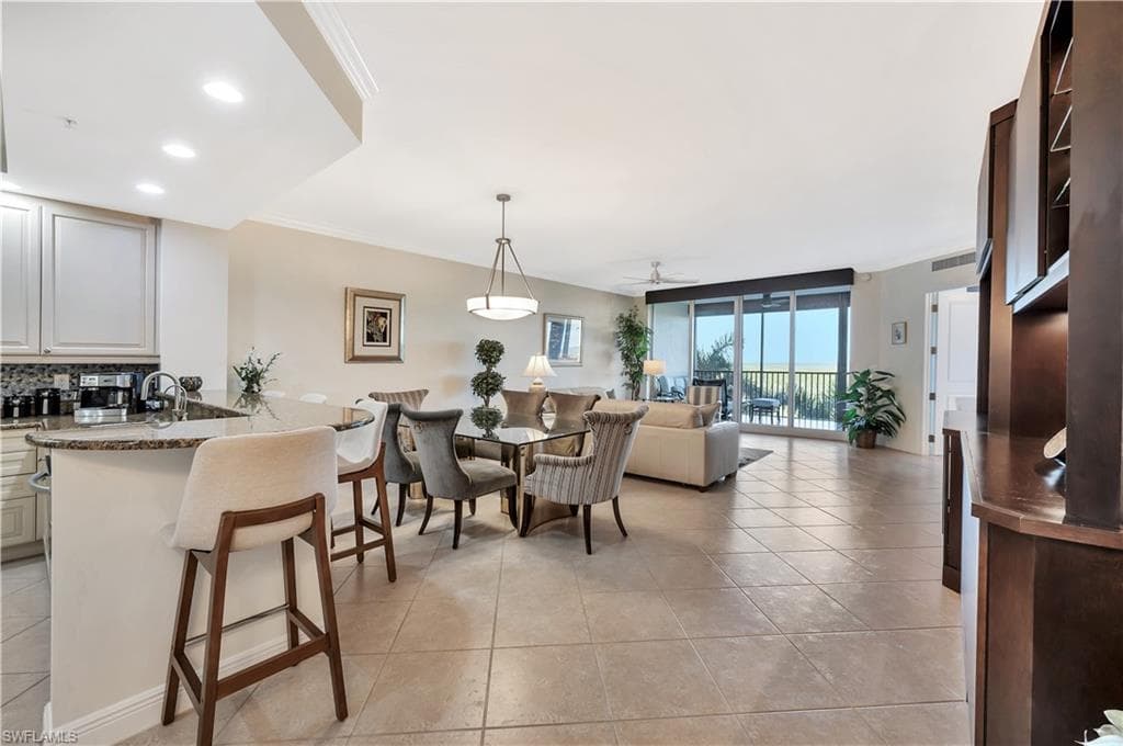23850 Via Italia CIR 404-11