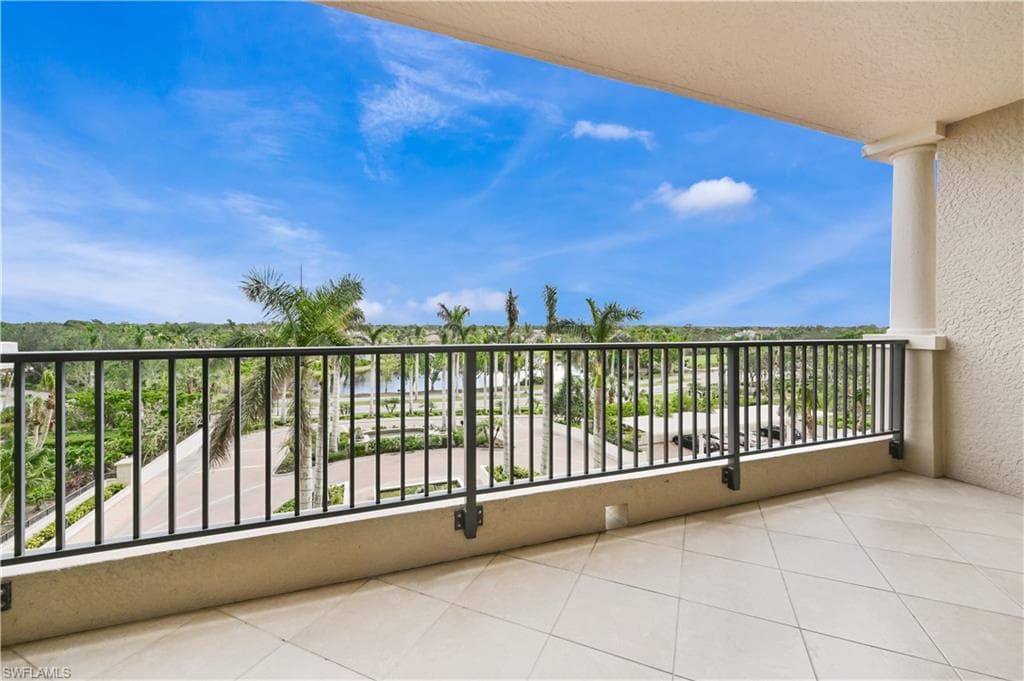 23850 Via Italia CIR 404-40