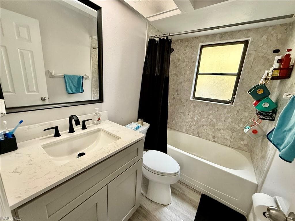 2133 Golfside Village DR-16