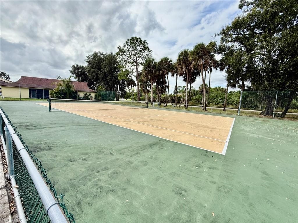 2133 Golfside Village DR-24