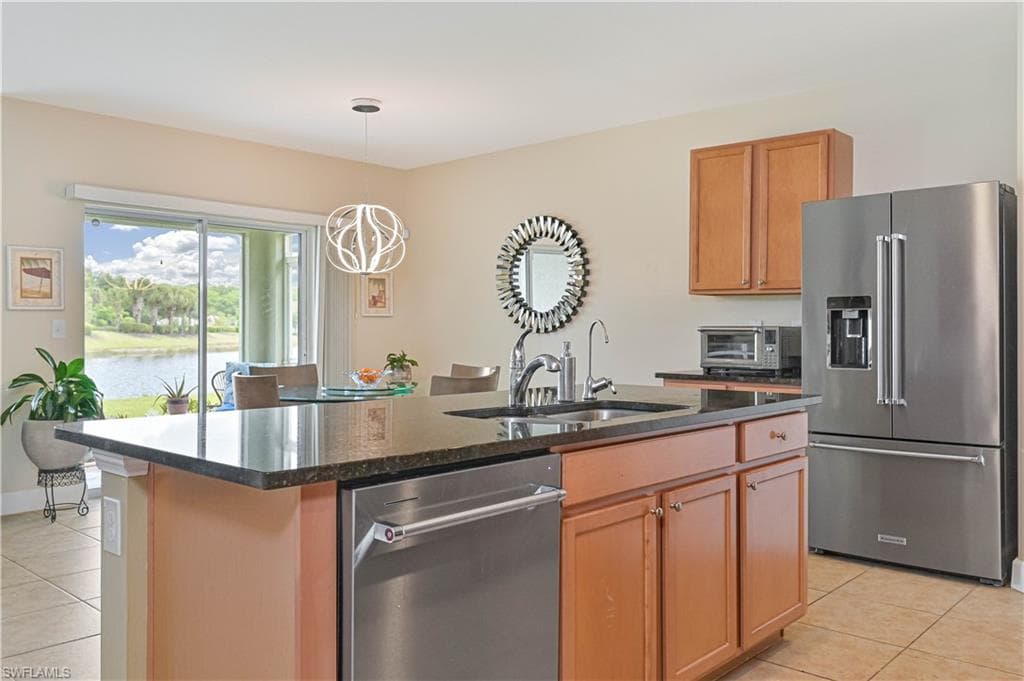 2877 Apple Blossom DR-30