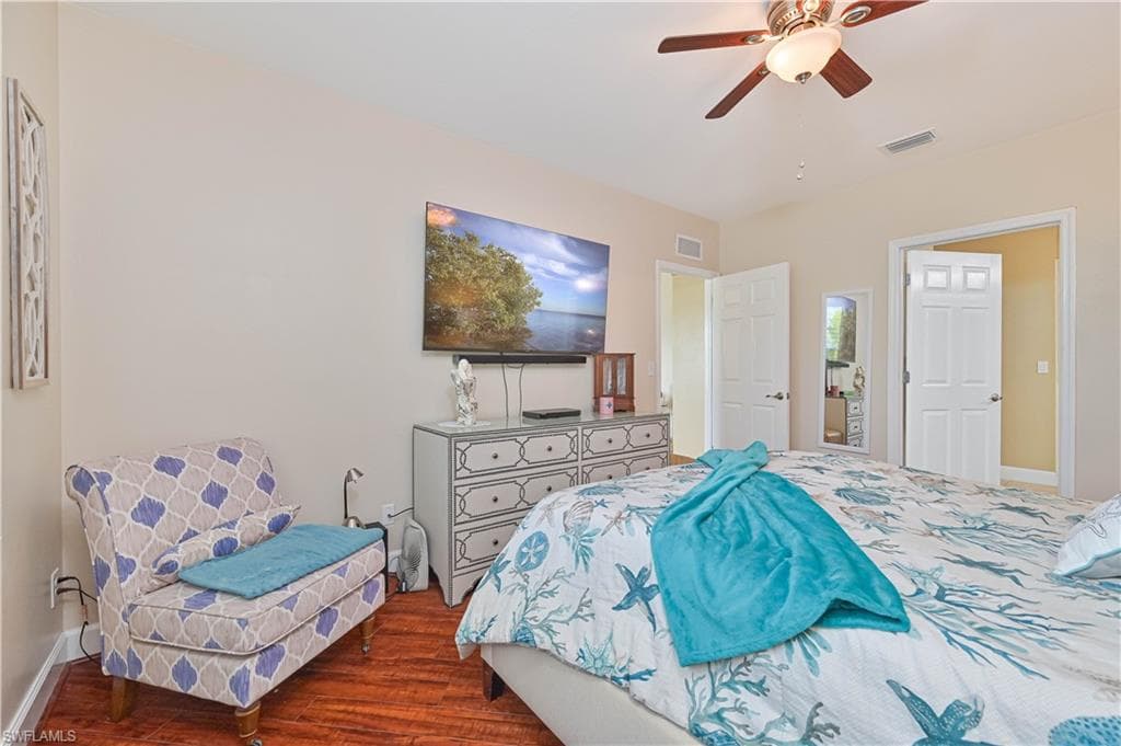 2877 Apple Blossom DR-38