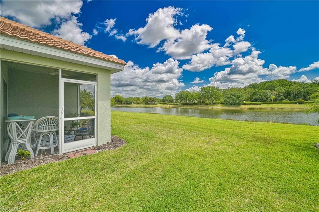 2877 Apple Blossom DR-31