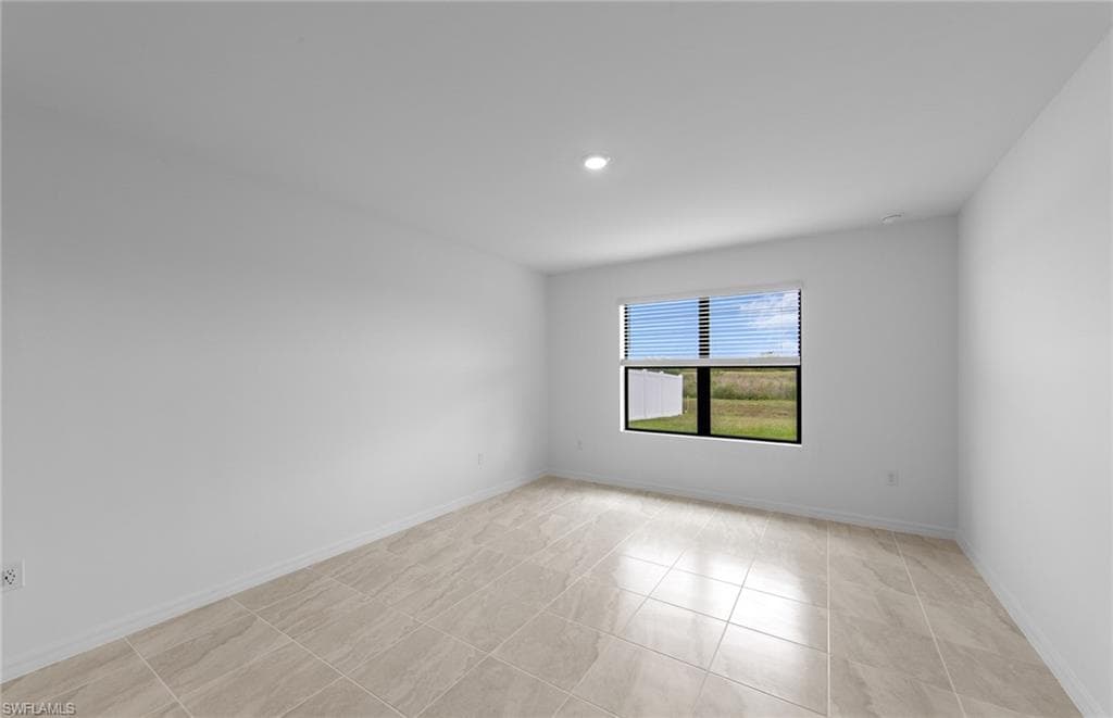 294 Silent Lake DR-31