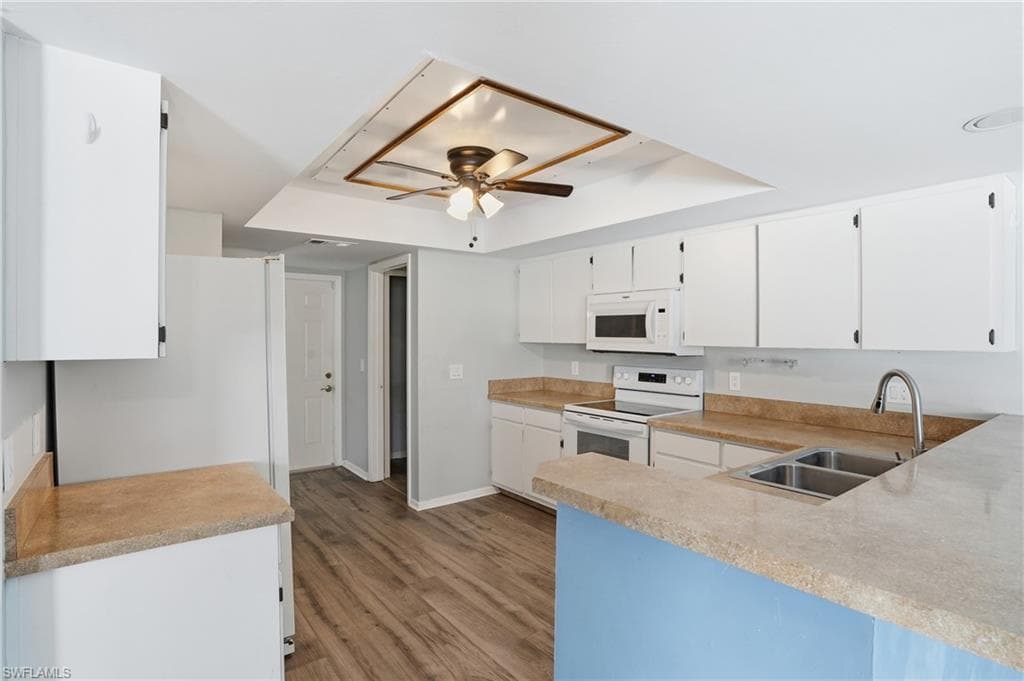 17306 Meadow Lake CIR-12