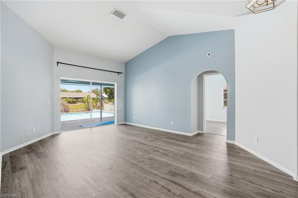 17306 Meadow Lake CIR-7