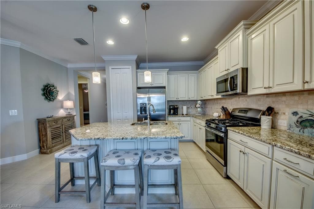 4420 Waterscape LN-9