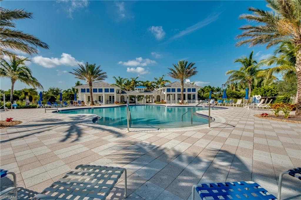 4420 Waterscape LN-35