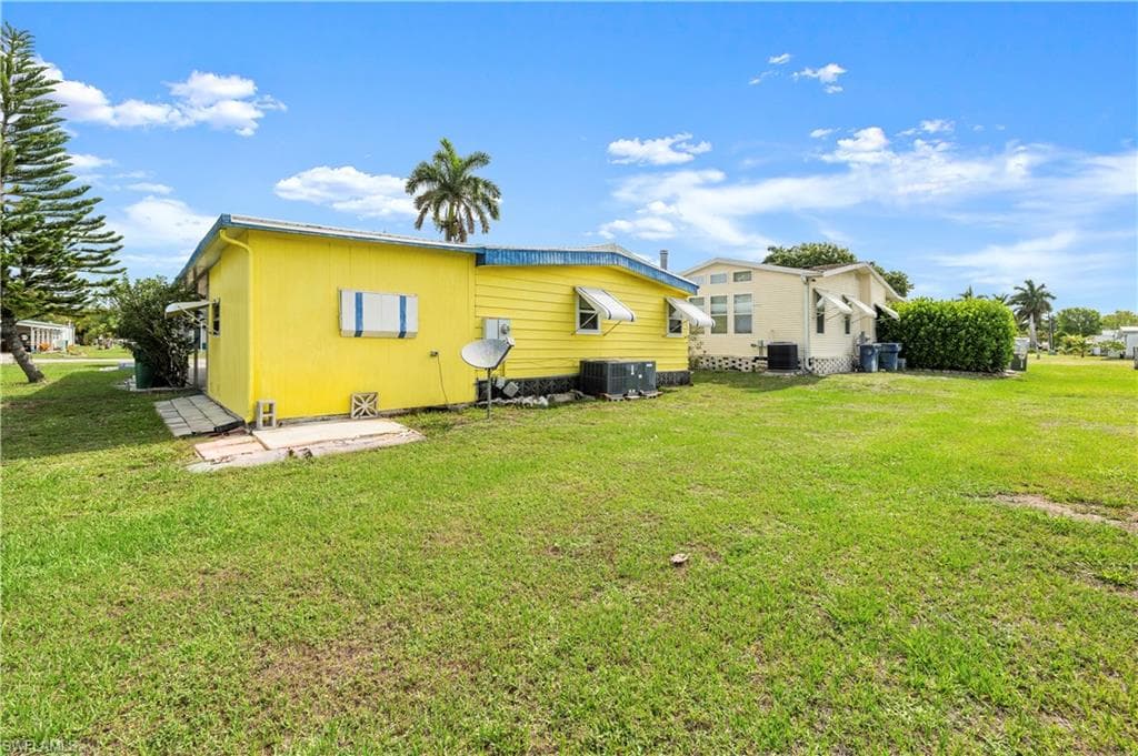 280 Grassy Key LN-17