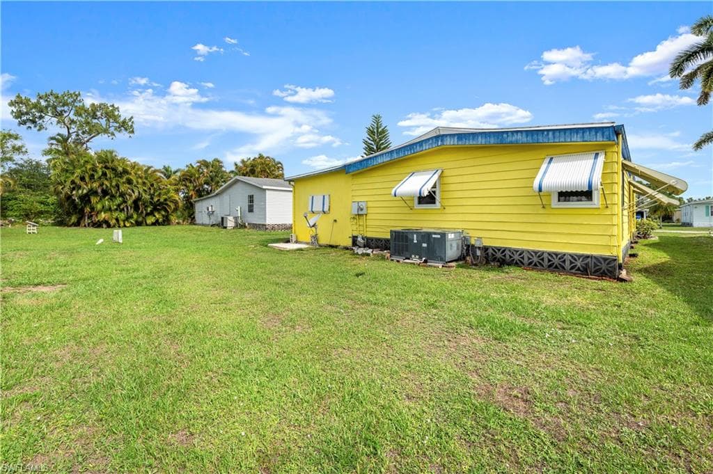 280 Grassy Key LN-18
