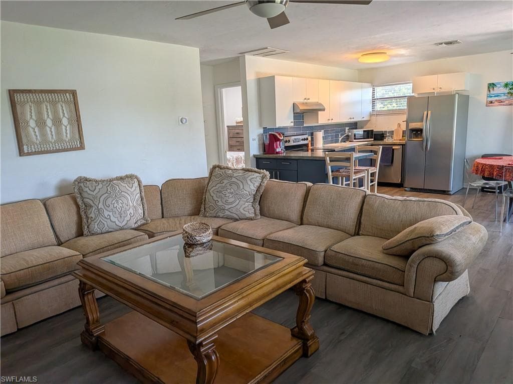 27599 Lime ST-14