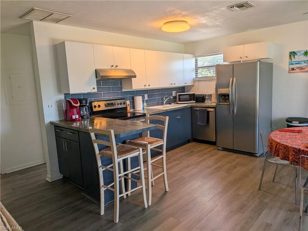 27599 Lime ST-15