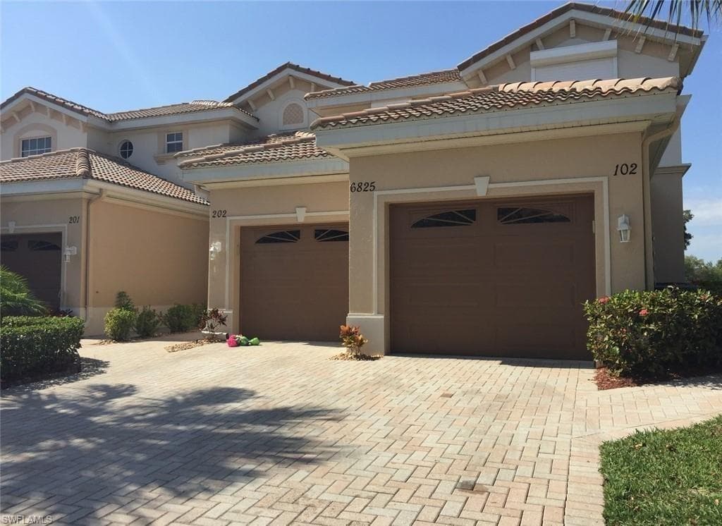 6825 Sterling Greens DR 102-1
