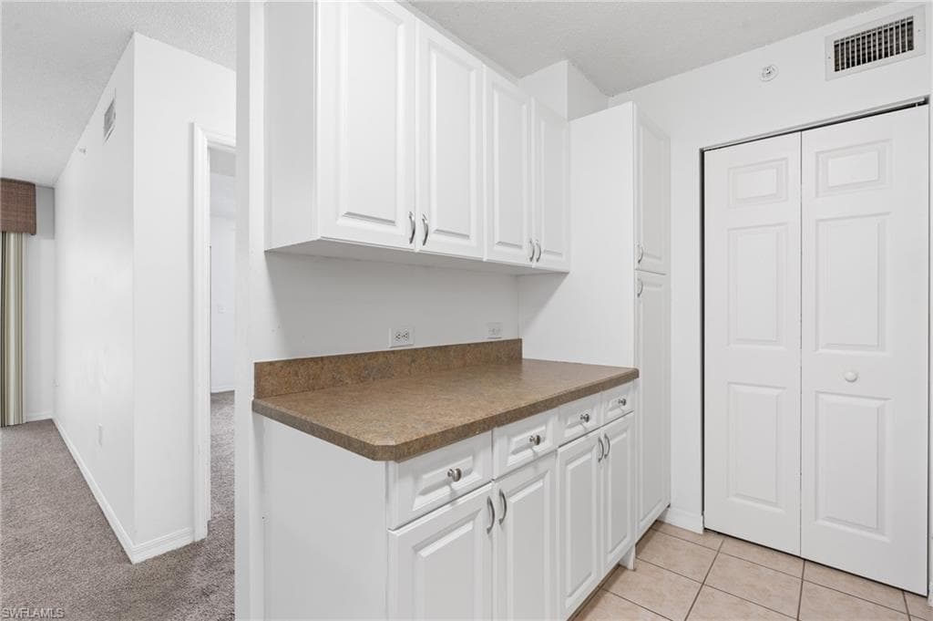 8940 Colonnades CT E 734-12