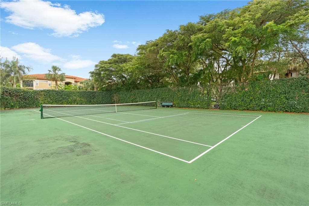8940 Colonnades CT E 734-26