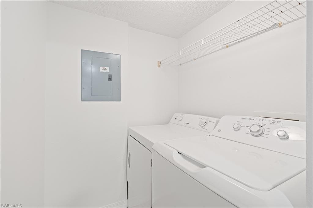 8940 Colonnades CT E 734-19