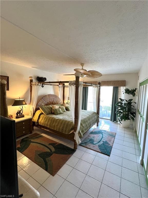 60 Pelican ST W 202-7
