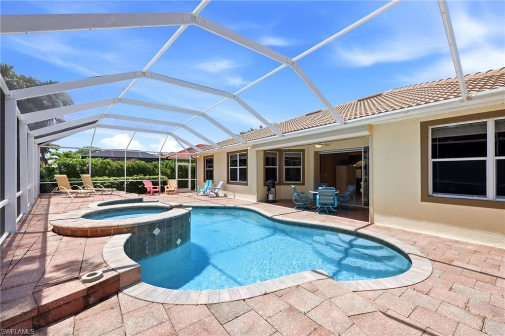 3951 Ruxton RD-13