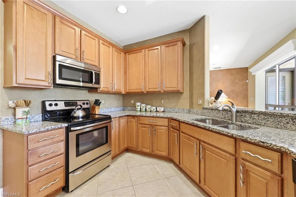 3951 Ruxton RD-21