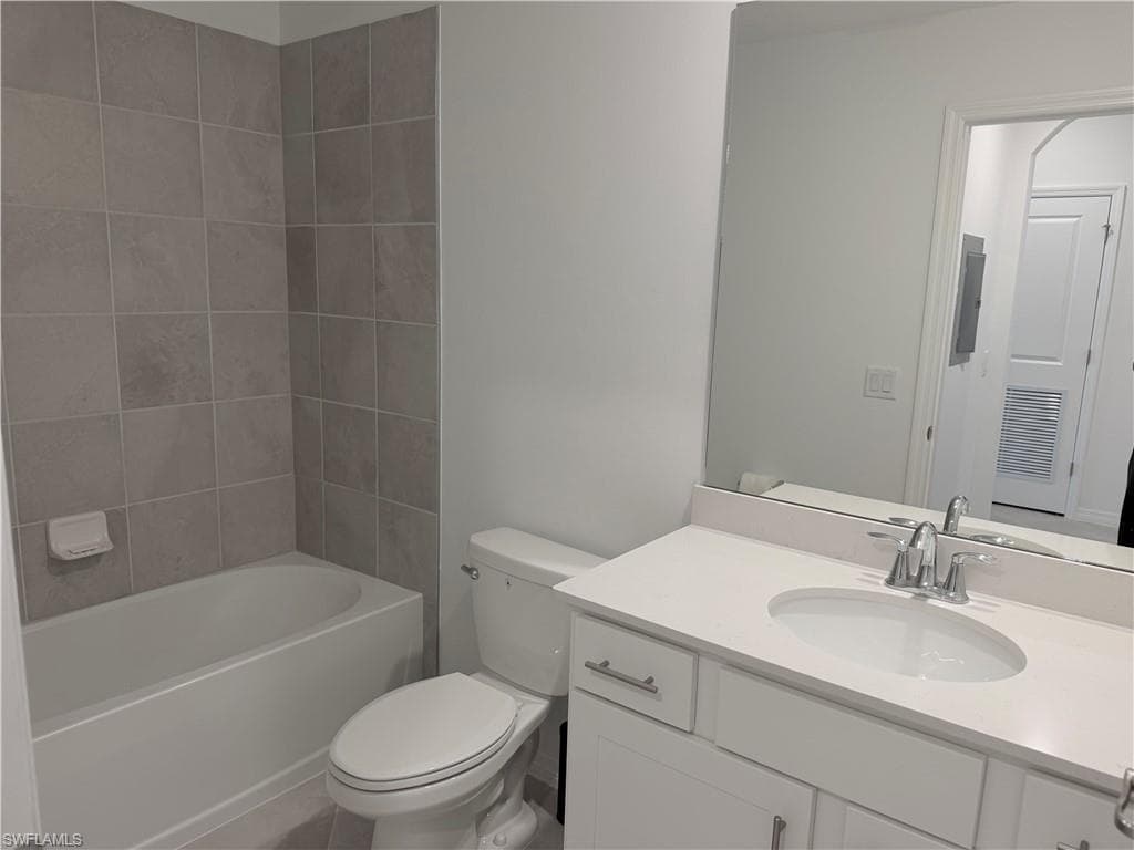 18421 Copperhead CT N 222-14