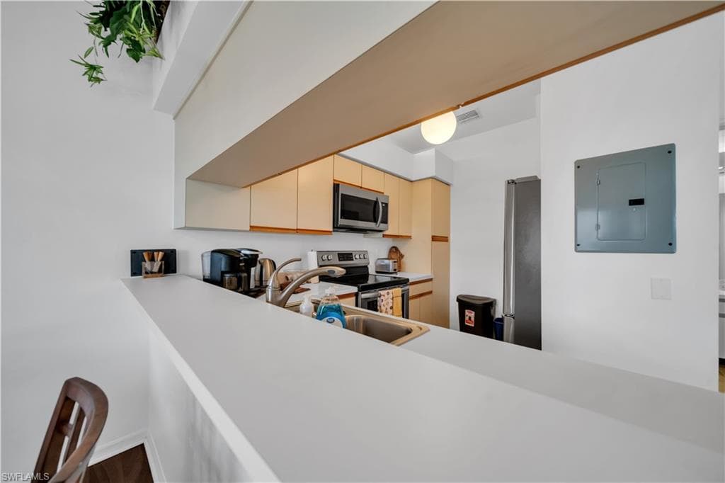 13211 Whitehaven LN 1505-8